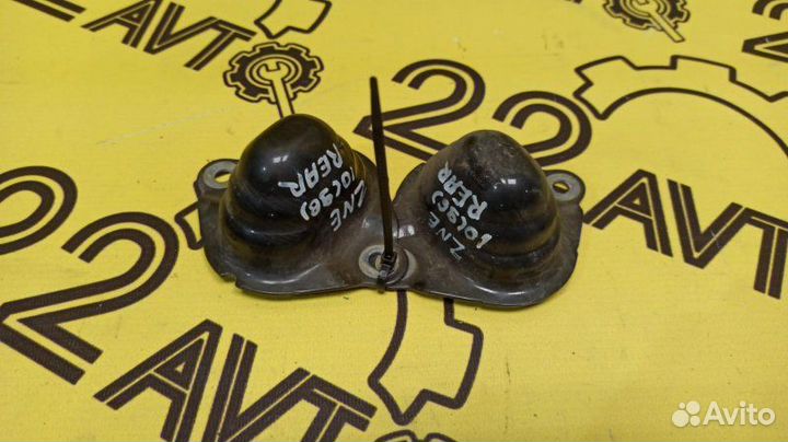 Усилитель бампера задний Toyota Wish ZNE10 1ZZ-FE