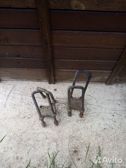 Рессоры с опорными узлами