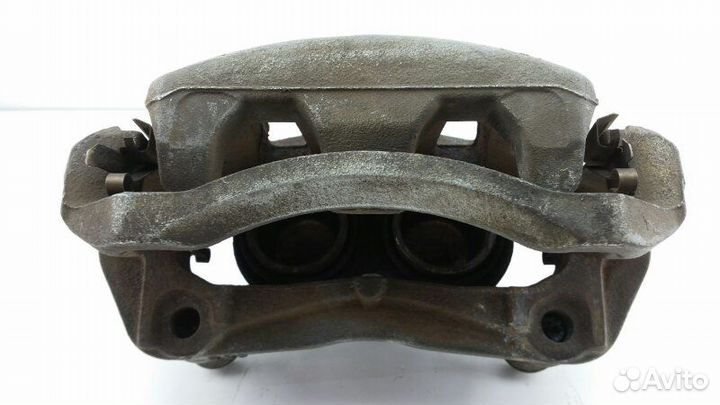 Суппорт передний левый Nissan Serena C25 2007