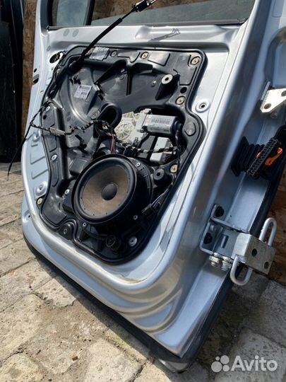 Дверь лев. зад. Volkswagen Golf