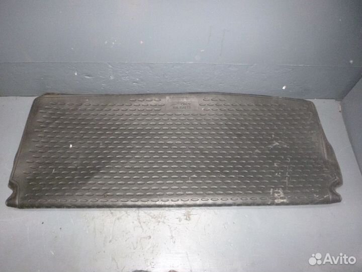 Ковер в багажник резиновый Infiniti QX56