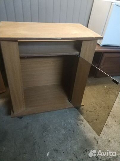 Тумба под телевизор