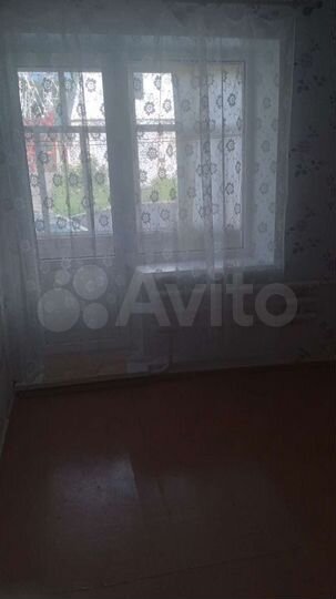 2-к. квартира, 43 м², 1/4 эт.