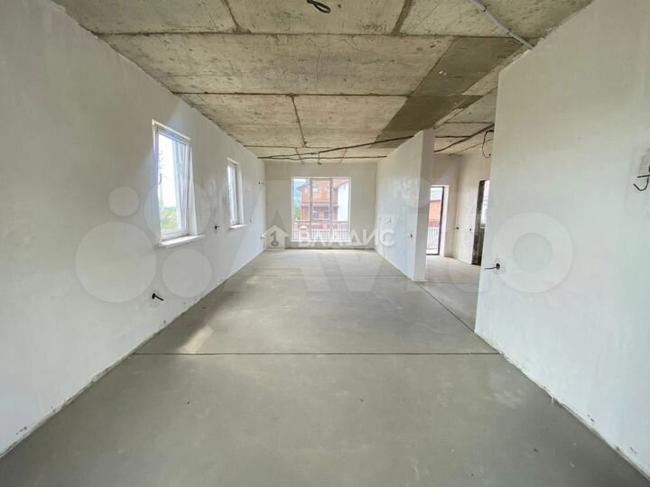 Таунхаус 187 м² на участке 4,6 сот.