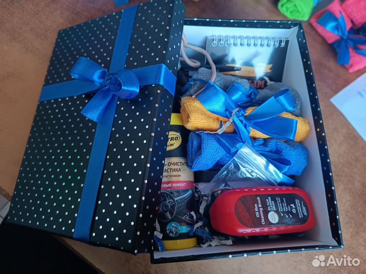 Подарочные коробки