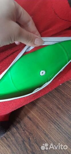 Игрушки (лошадка пони, конструктор)