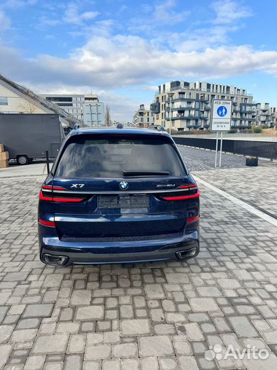 BMW X7 3.0 AT, 2024, 1 км