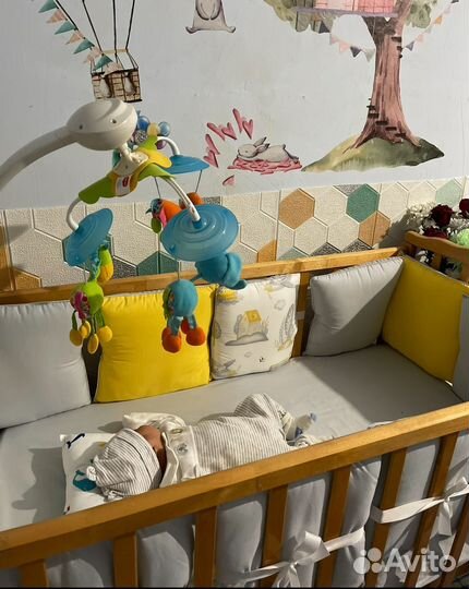 Мобиль на кроватку tiny love бумбокс