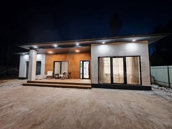 Дом 144 м² на участке 8 сот.