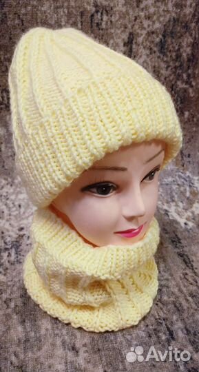 Комплект шапка и снуд
