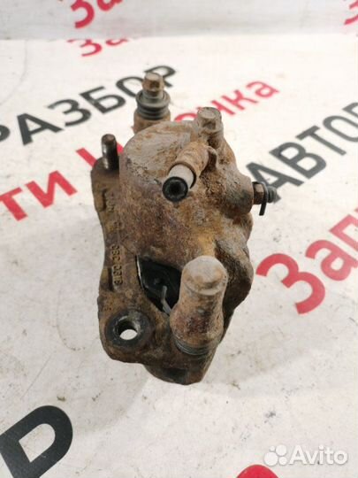 Суппорт тормозной передний правый Hyundai Accent