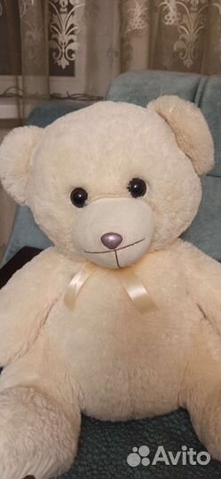 Плюшевый медведь большоц