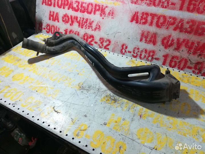 Заливная горловина меган 2