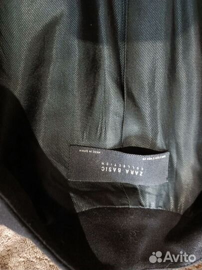 Удлиненный черный пиджак