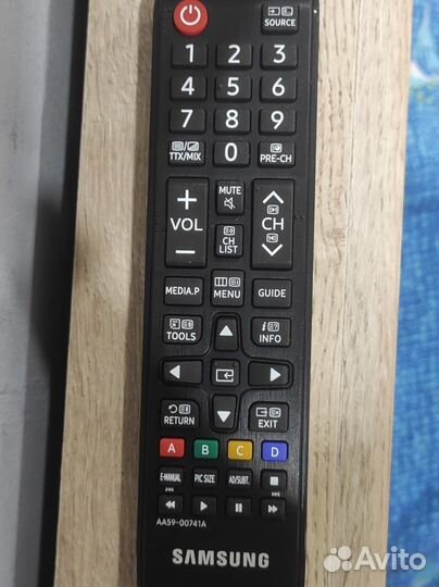 Телевизор samsung