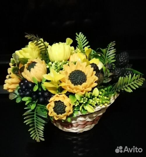 Букеты из мыла в корзинах