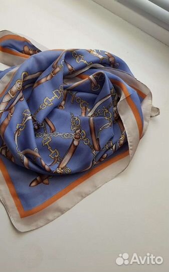 Шарфы и палантины