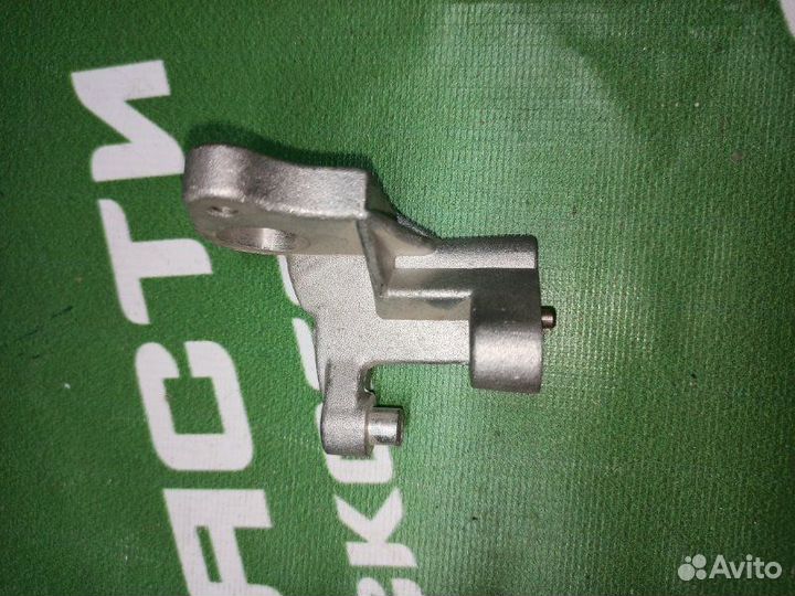 Кронштейн Chevrolet Lanos