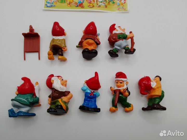 Серия киндер сюрприз Гномы лесные