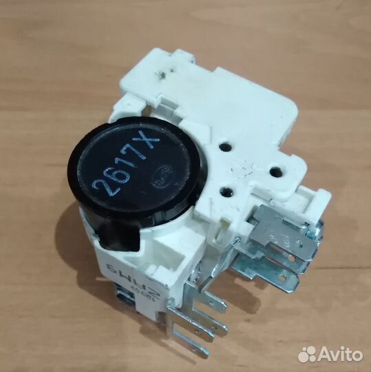 Пусковое реле компрессора A43D7 K100ZA