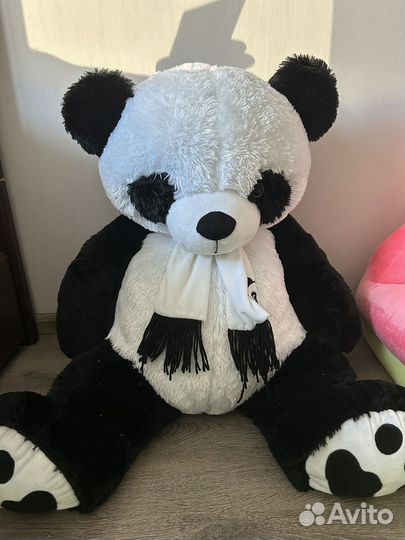 Большой мягкий медведь