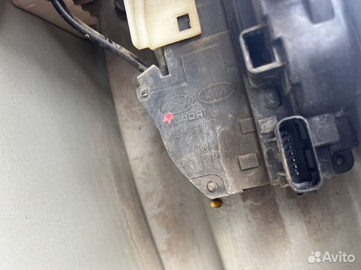 Замок передней правой двери Hyundai Sonata NF