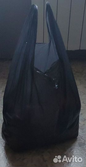 Отдам бесплатно женские вещи 42-44 размера