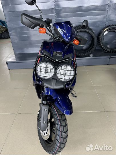 Скутер BWS