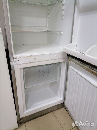 Холодильник Liebherr CUPesf2721