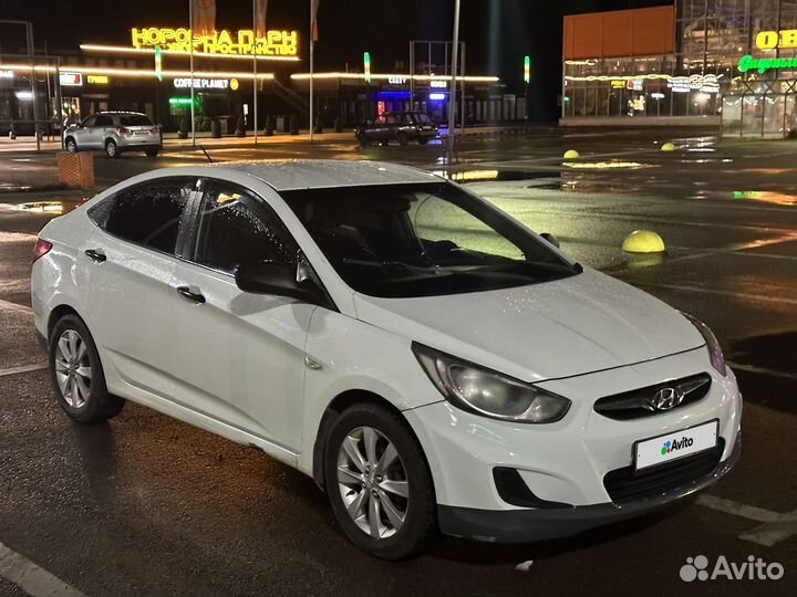 Hyundai Solaris 1.6 AT, 2013, 310 000 км