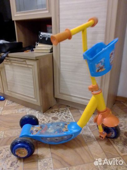 Самокат детский трехколесный