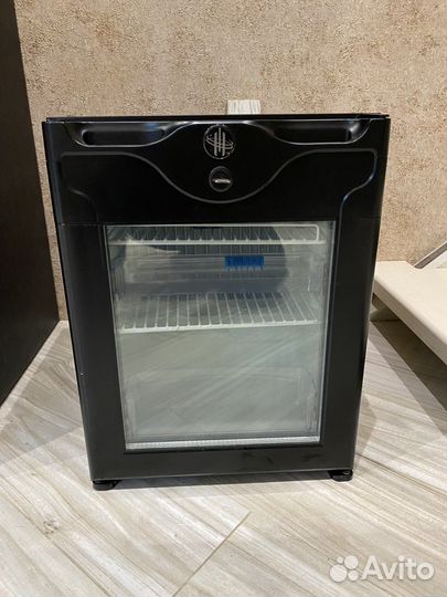 Холодильник Minibar AG Switzerland XC40