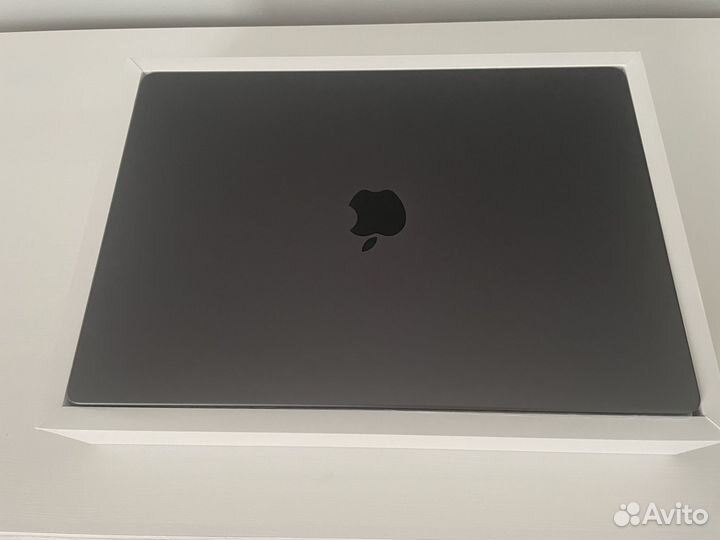 Macbook Pro 16 M3 Max озу 36Gb HDD 1TB