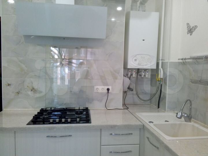 2-к. квартира, 72 м², 6/10 эт.