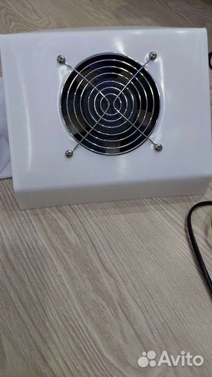 Маникюрный пылесос 60 ватт