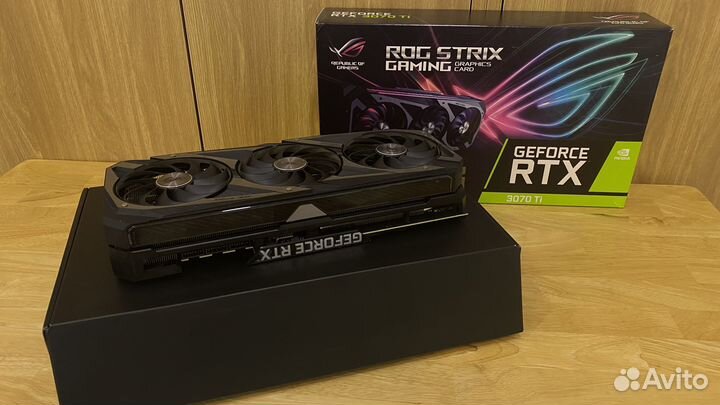 Видеокарта Asus ROG Strix GeForce RTX 3070 Ti 8Gb