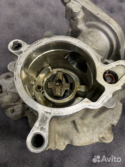 Вакумный насос vw passat cc 1.8tsi 06j145100f