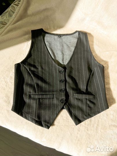 Жилетка трикотажная