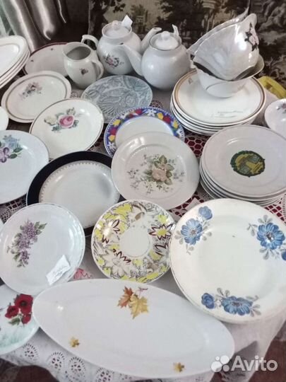 Тарелки разных фарфоровых заводов СССР