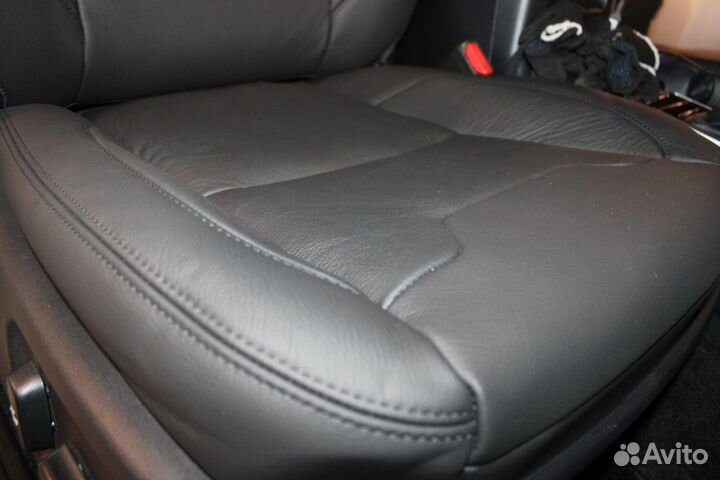 Кожаная обивка салона LC150