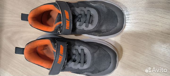 Кроссовки детские