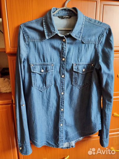 Женская джинсовая рубашка 40 размер