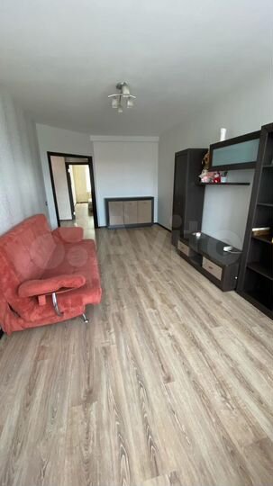 2-к. квартира, 65 м², 2/14 эт.