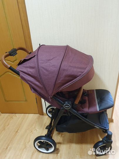 Коляска прогулочная Tilli Urban