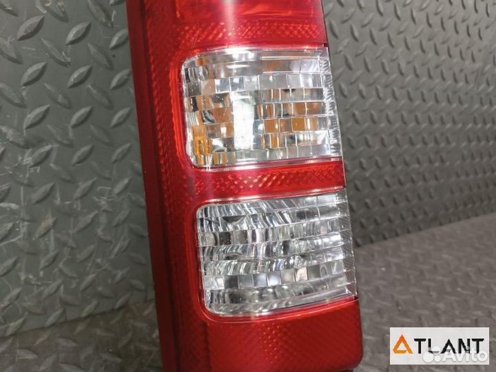 Стоп-сигнал задний левый daihatsu atrai