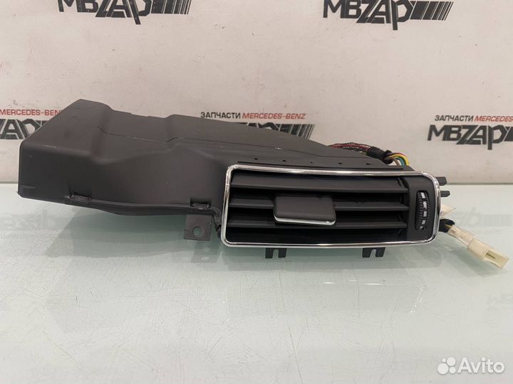 Дефлектор печки правый Maybach w240 57 62