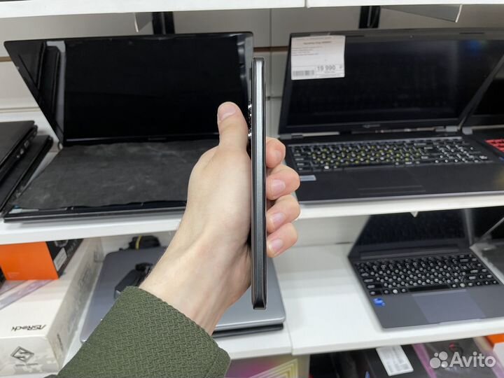 Xiaomi Redmi Note 13 Pro+, 8/256 ГБ