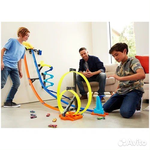 Трек hotwheels