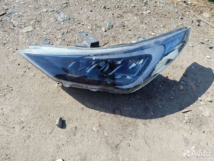 Фара Hyundai Solaris -2 LED