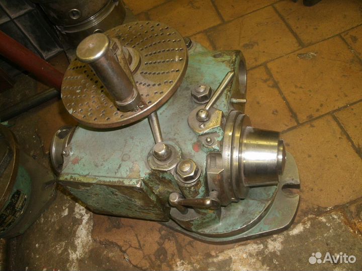 Делительная головка с расточного станка 677 тиль58